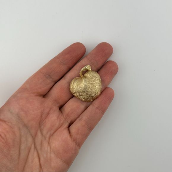 Vintage Signed 1950’s CORO Textured Gold Tone Golden Apple Brooch (Without Leaf) - Picture 6 of 7